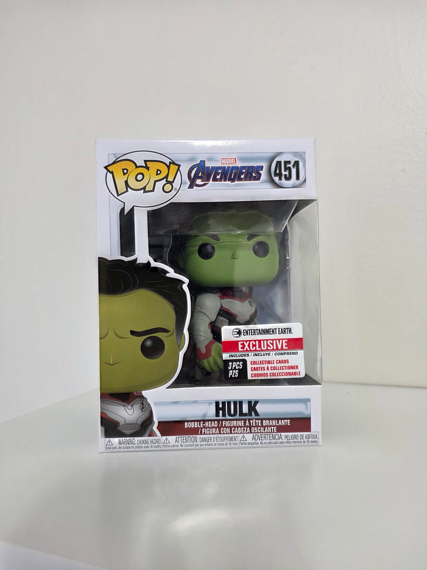 Funko Pop! Hulk #451 (with trading cards)